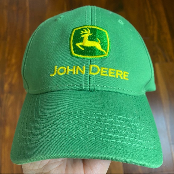 GUC Child’s OS, John Deere Green Logo Adjustable Baseball Cap with writing - Picture 3 of 15